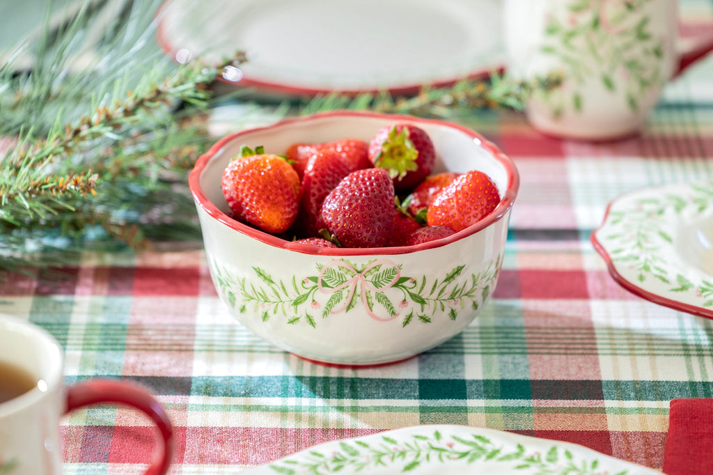 Holly Garland Bowl