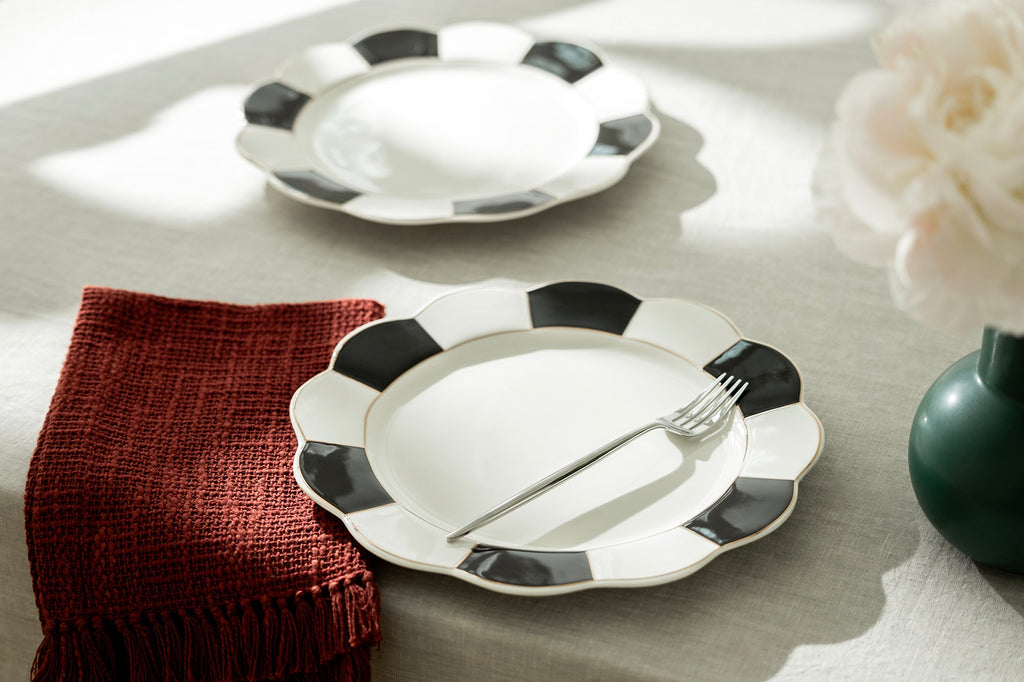 Black and White Scallop Fine Porcelain Dessert / Dinner Plate - CLEARANCE