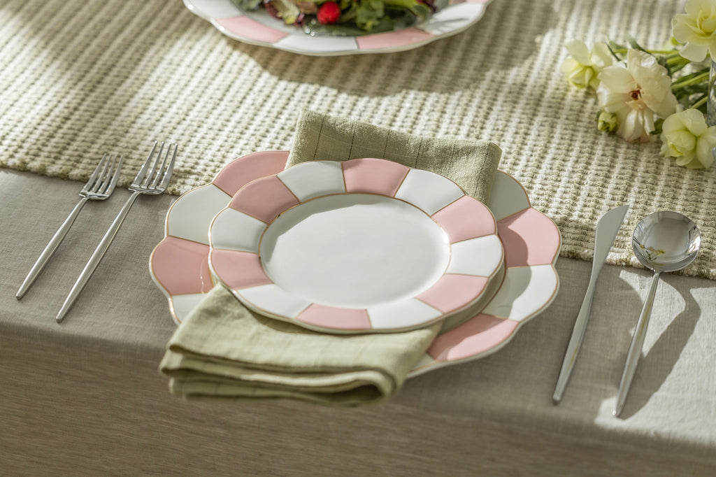 Pink and White Scallop Fine Porcelain Dessert/Dinner Plate