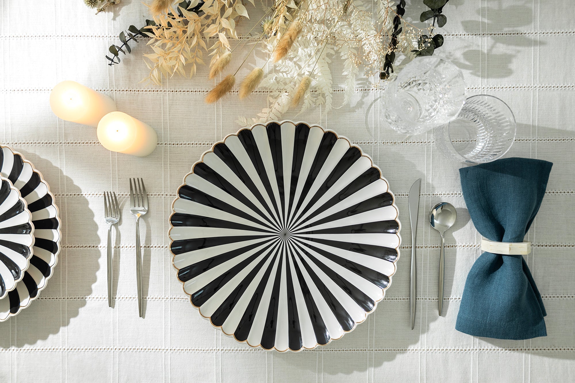 Black and White Stripe Scallop Fine Porcelain 12.5" Charger Plate - CLEARANCE