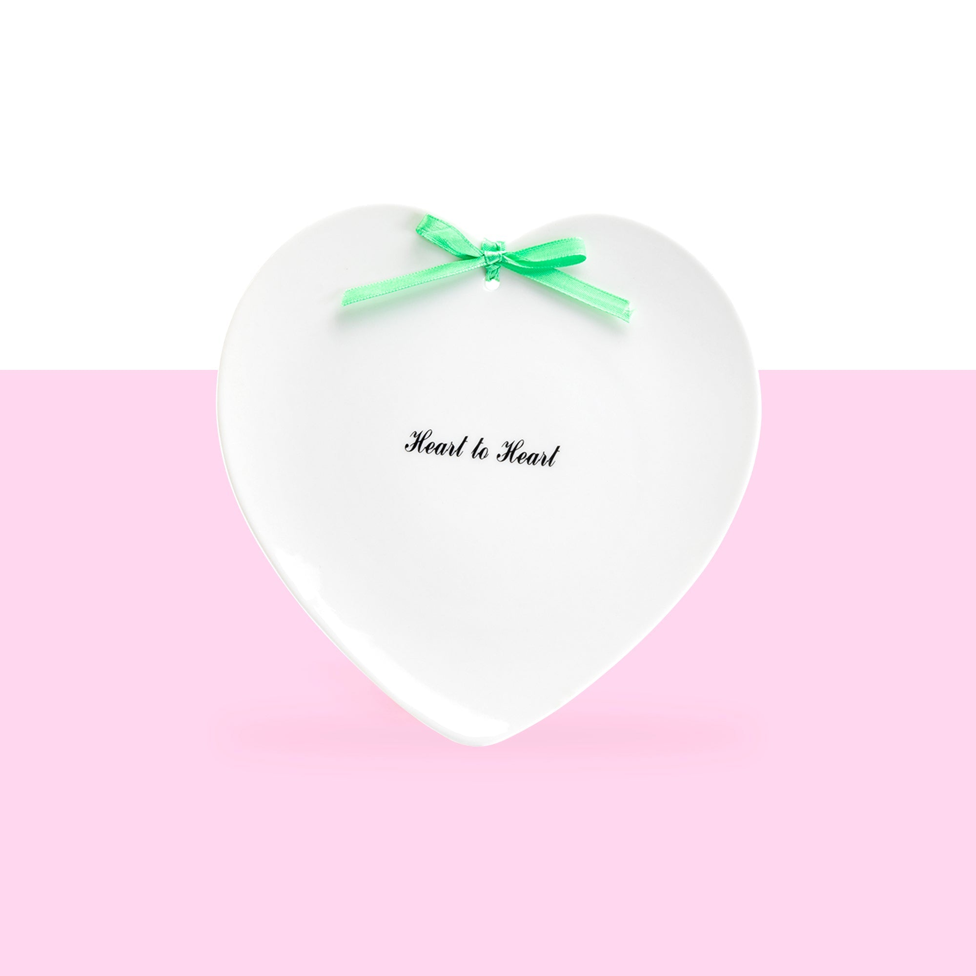 Love Quotes Heart Shape Porcelain Plates with Ribbon Tied