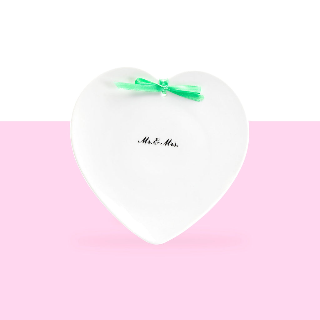 Love Quotes Heart Shape Porcelain Plates with Ribbon Tied