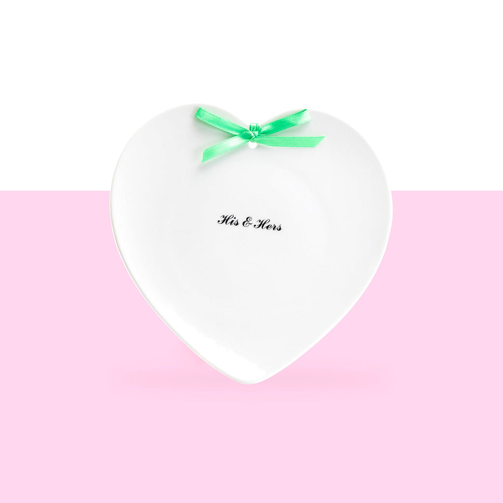 Love Quotes Heart Shape Porcelain Plates with Ribbon Tied