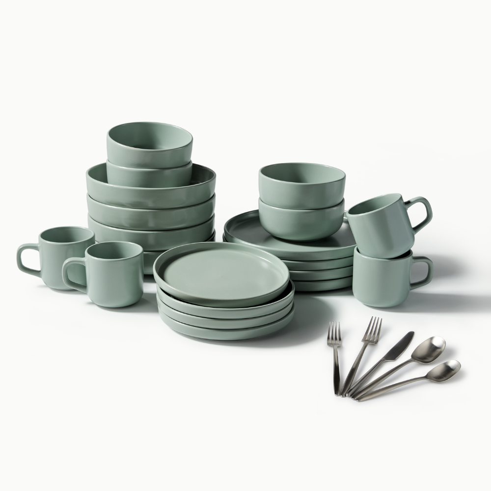 Dinnerware Set