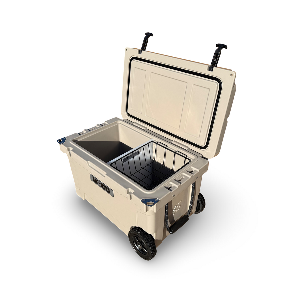 Daydream Club – 45qt Hogg Cooler