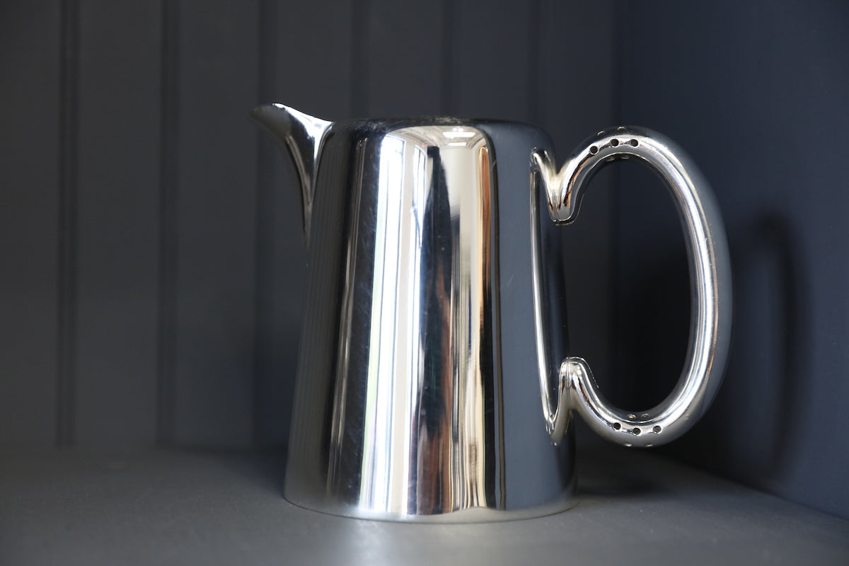 Hôtel Silver Vintage Pitcher