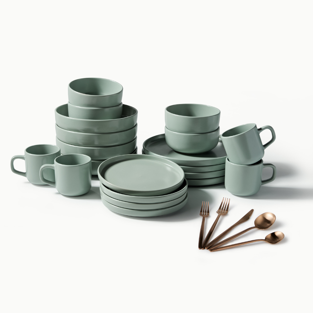 Dinnerware Set