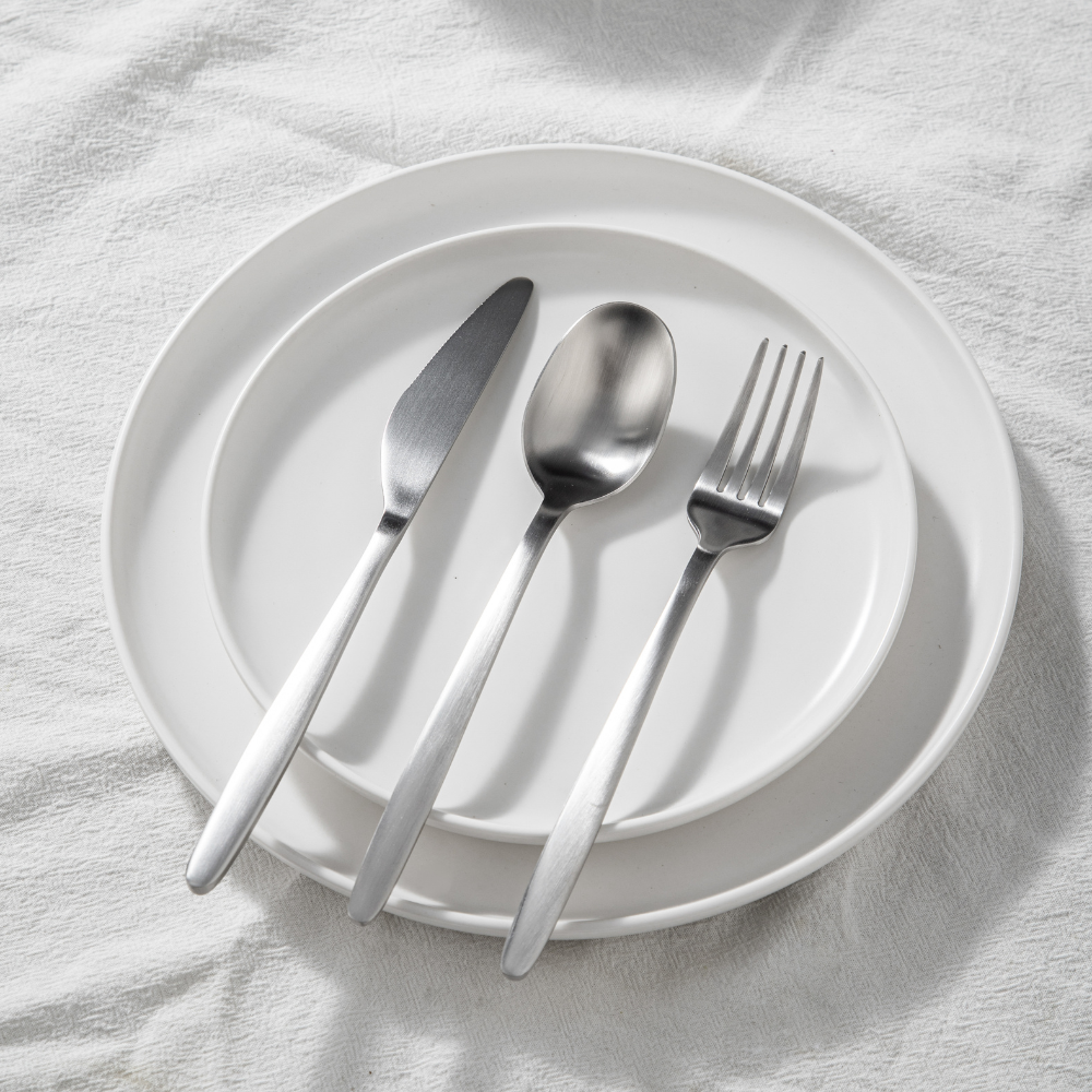 Dinnerware Set