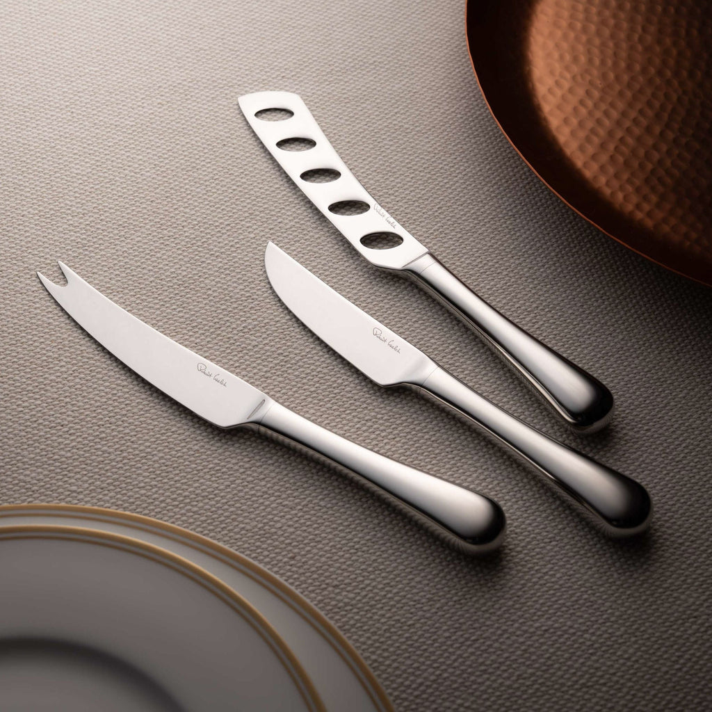 Radford Bright Cheese Knife Set with Oak Pebble Chopping Board 32cm, 3 Piece Set