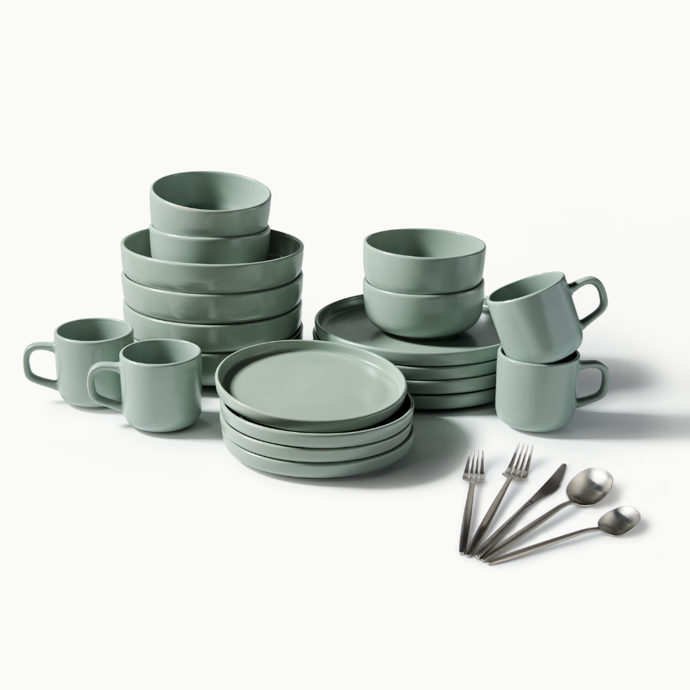 Dinnerware Set