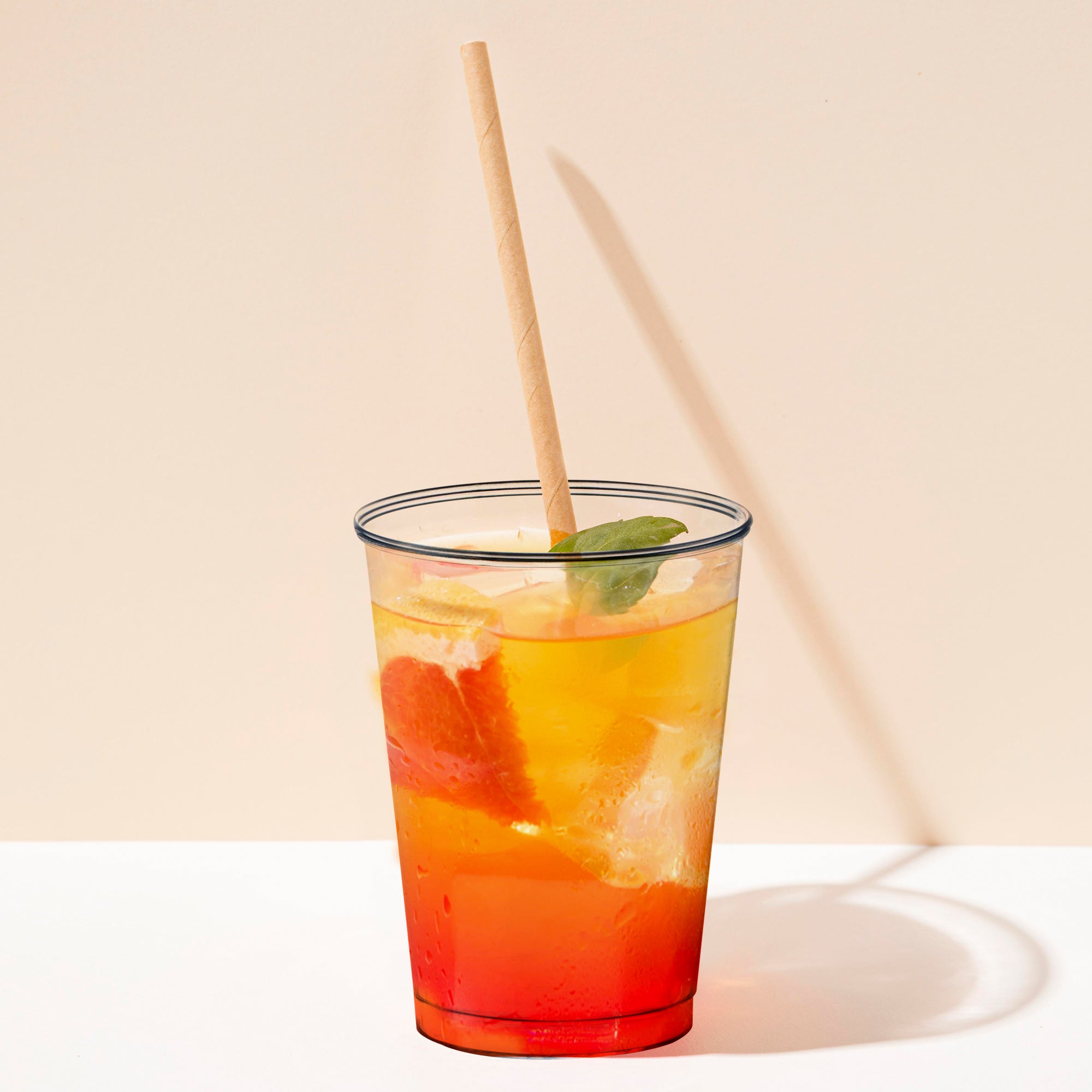 Crystal Clear Round Plastic Disposable Party Cups (7 oz. )