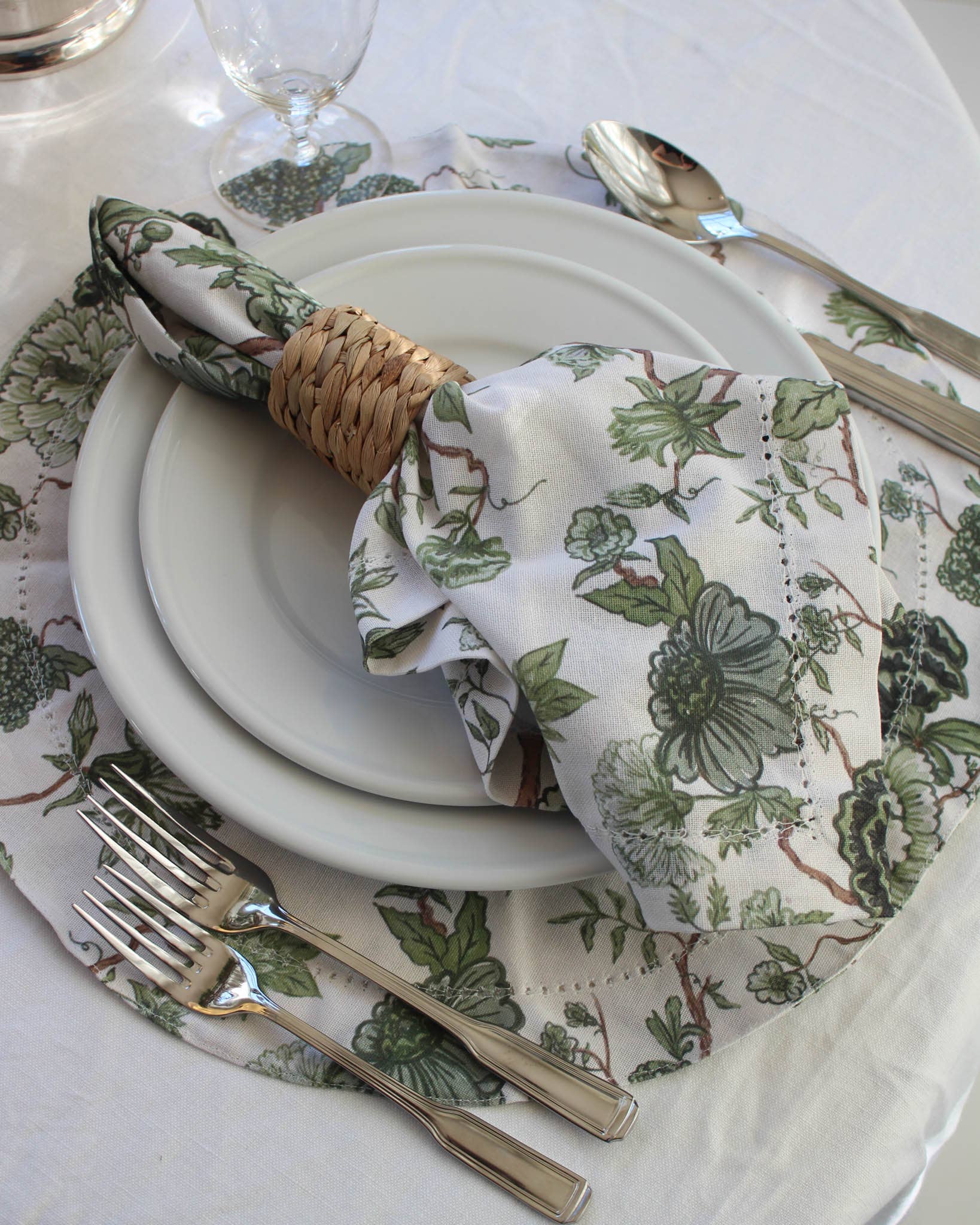 Florence Floral Round Placemats, Set of Four:  Fern