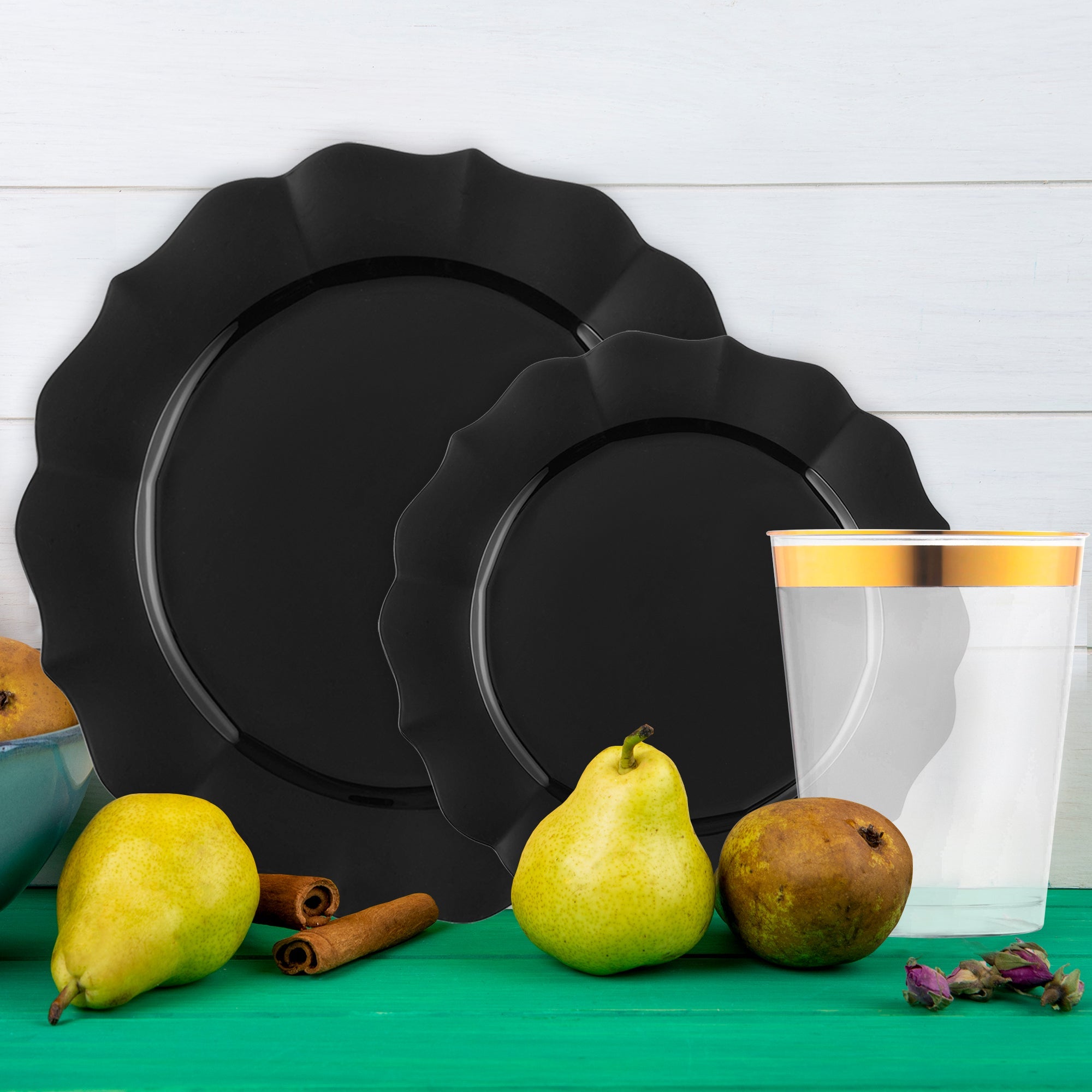 Black Round Lotus Plastic Tableware Set