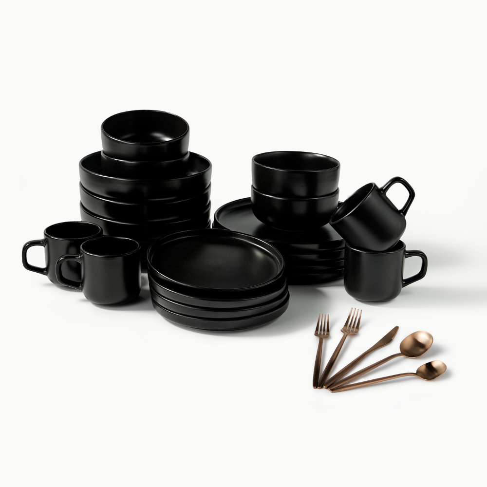 Dinnerware Set
