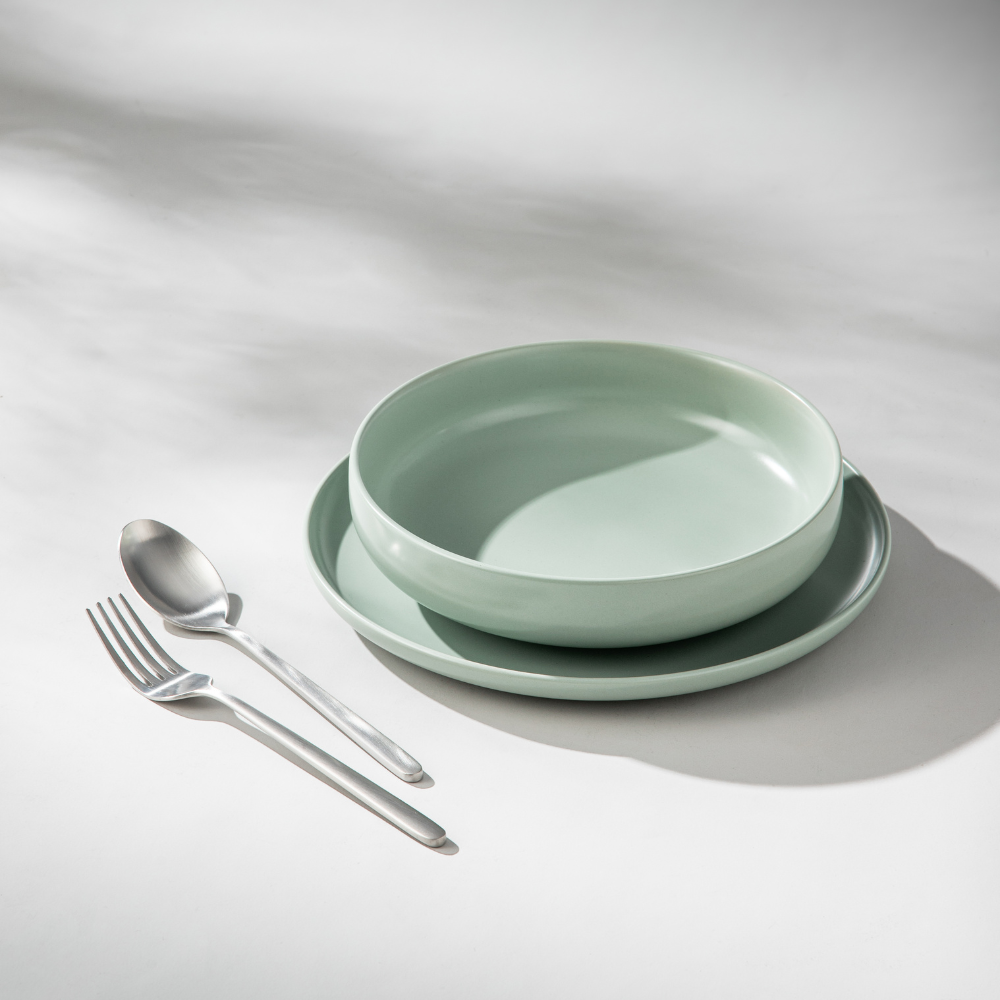 Dinnerware Set