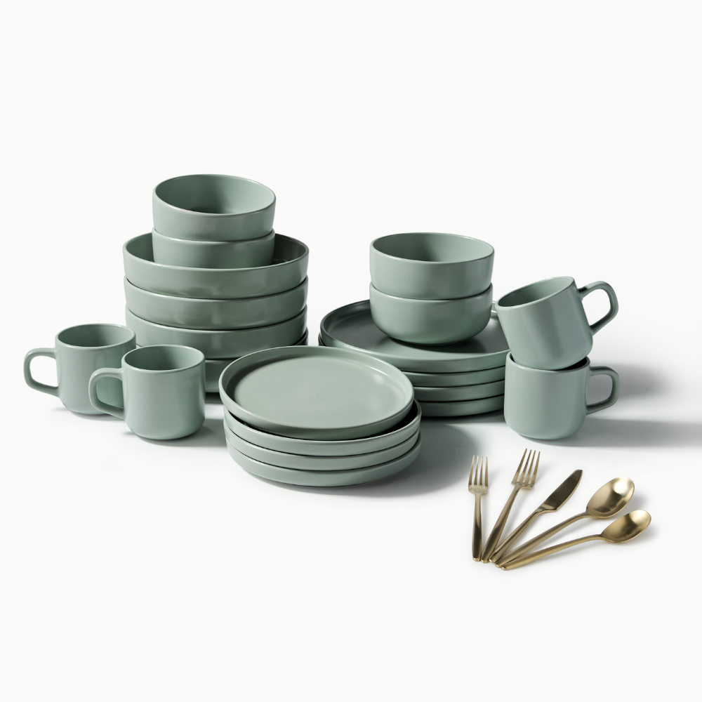 Dinnerware Set