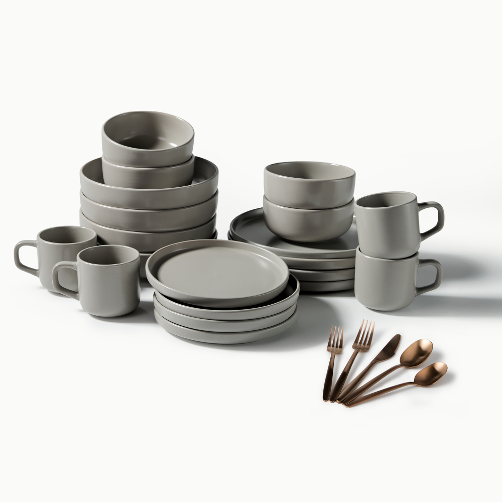 Dinnerware Set