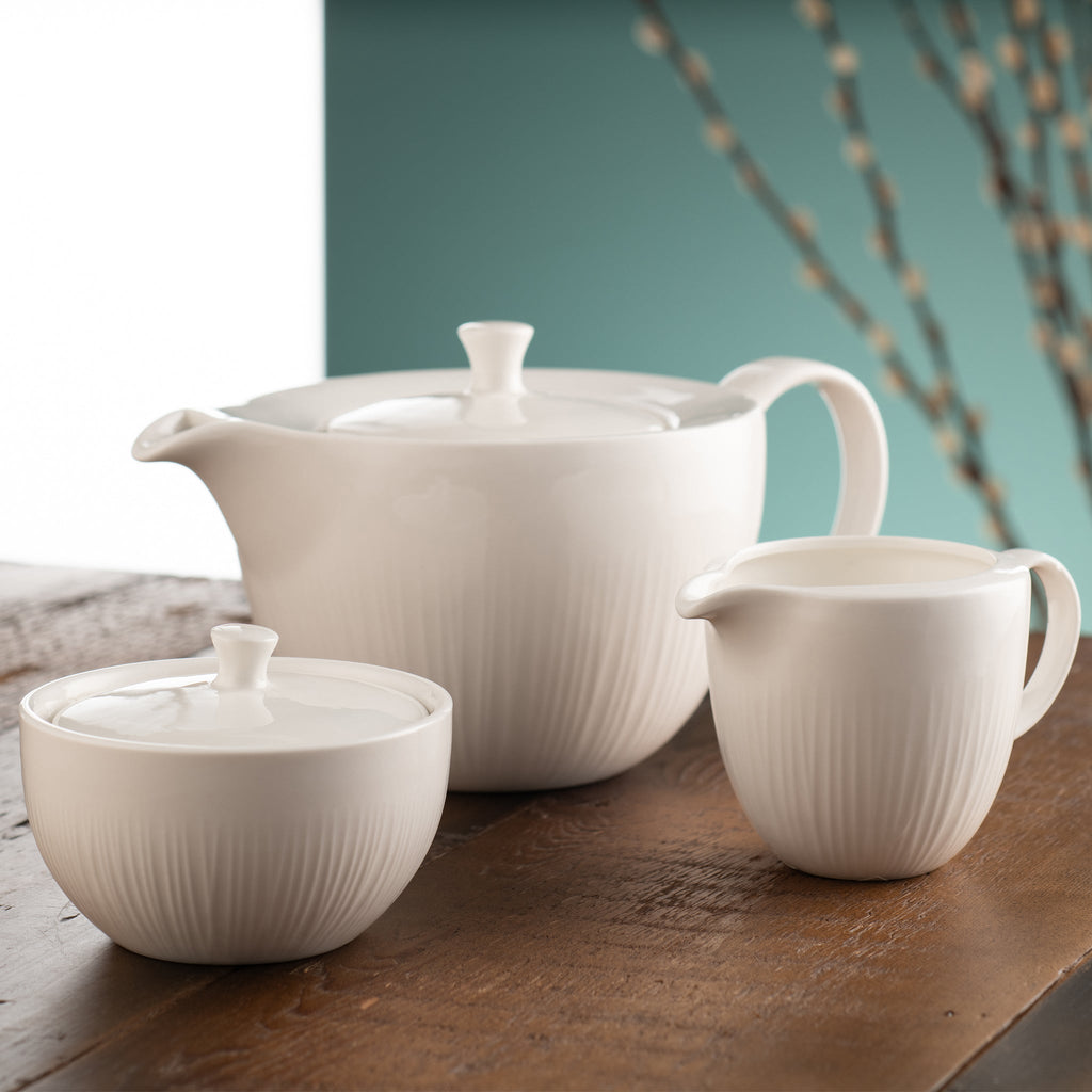 Belleek Living Erne Teaware Set