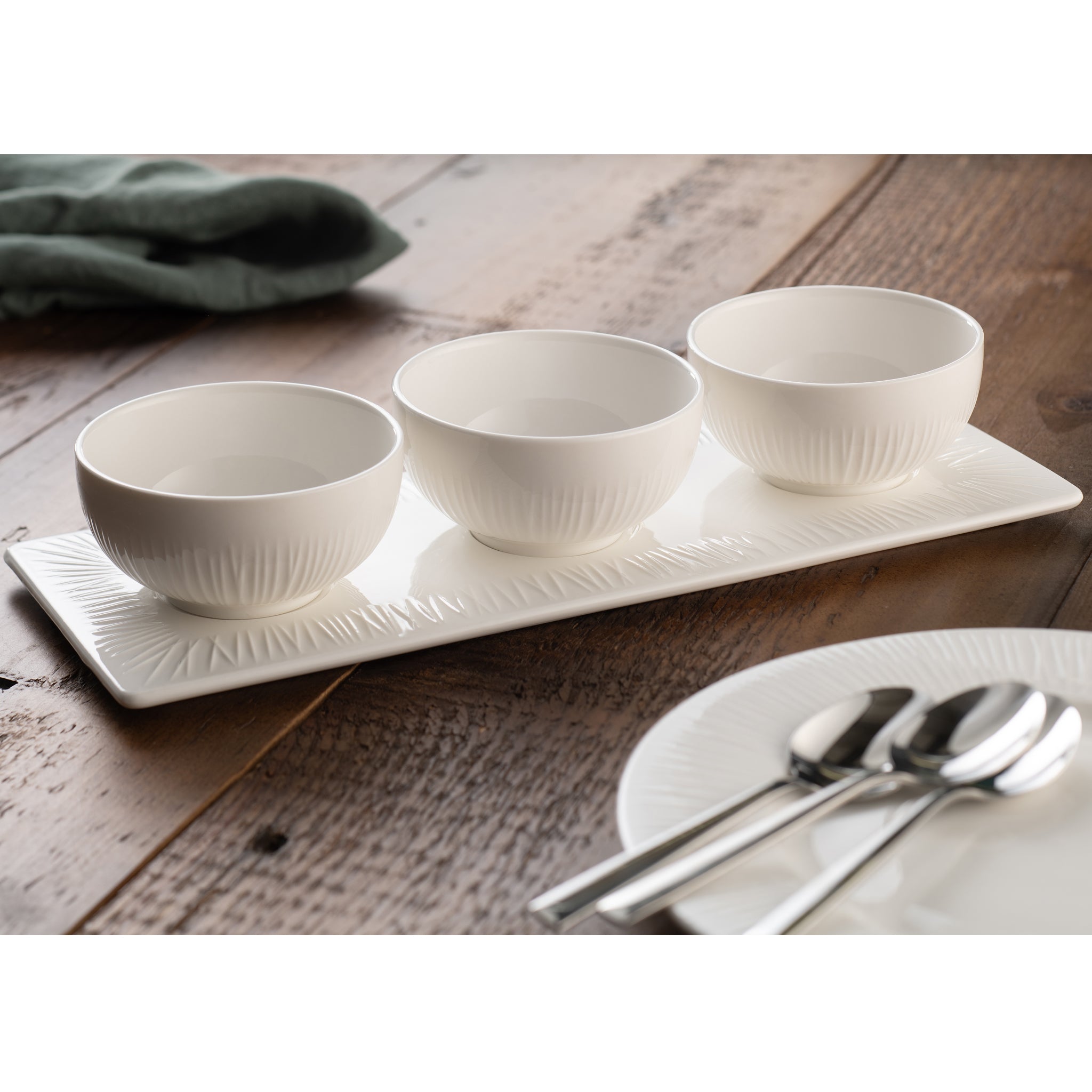 Belleek Living Erne Party Set