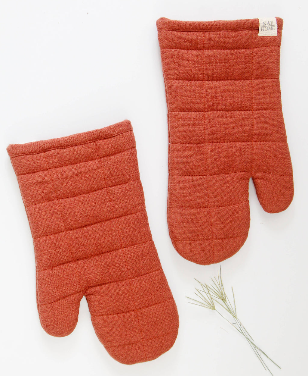 Monaco Quilted Oven Mitt