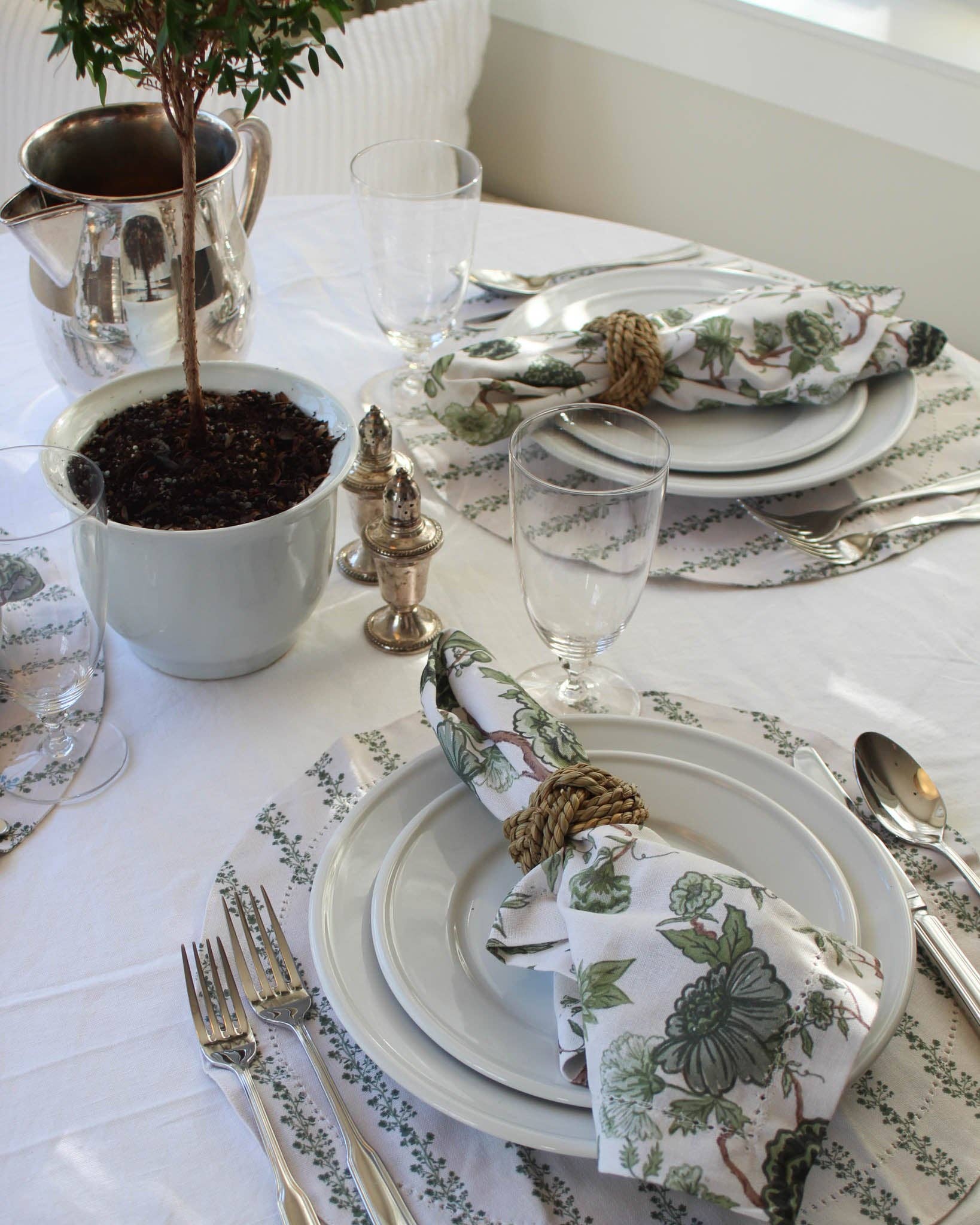 Florence Floral Napkins Set of Four: Fern