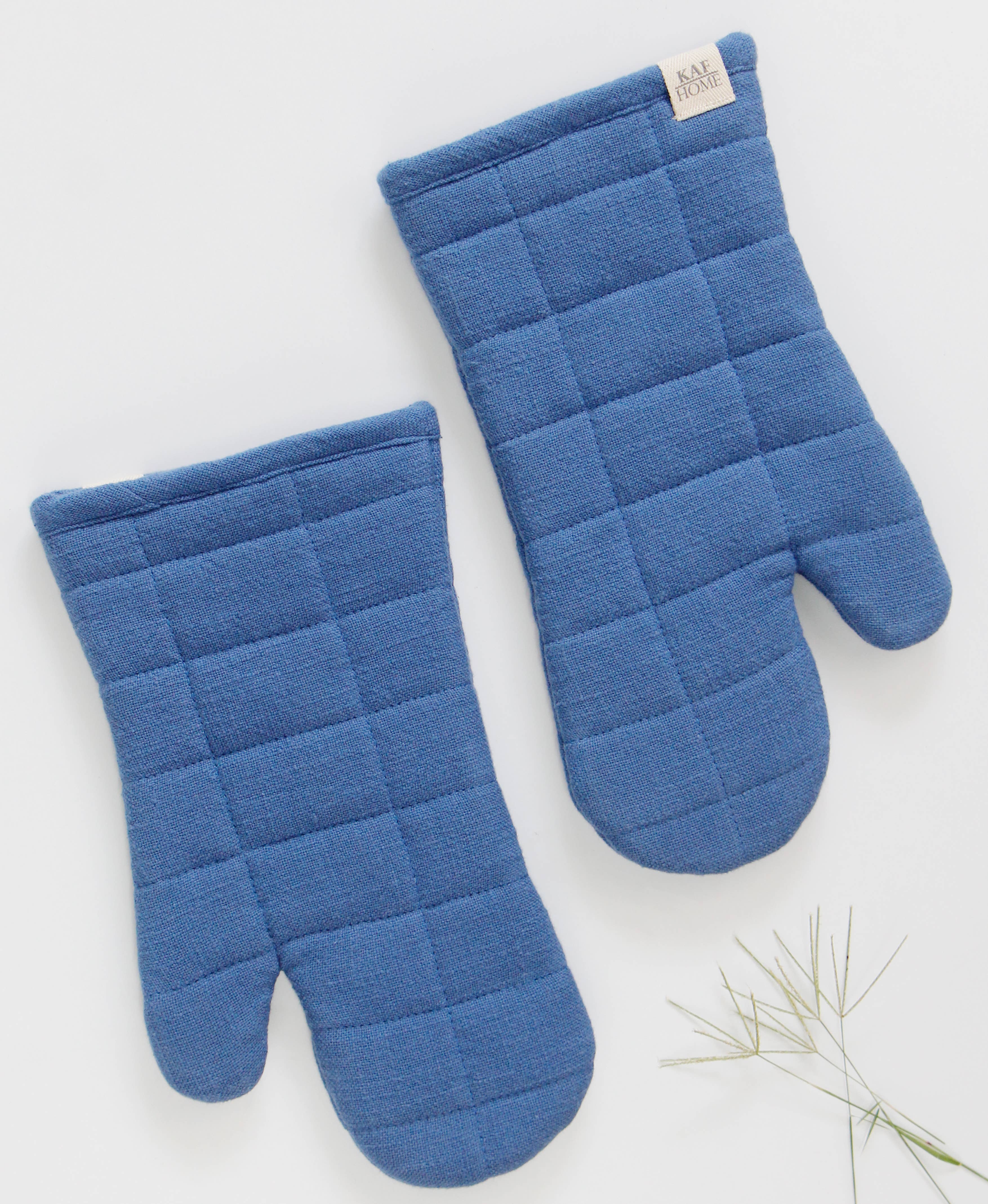 Monaco Quilted Oven Mitt