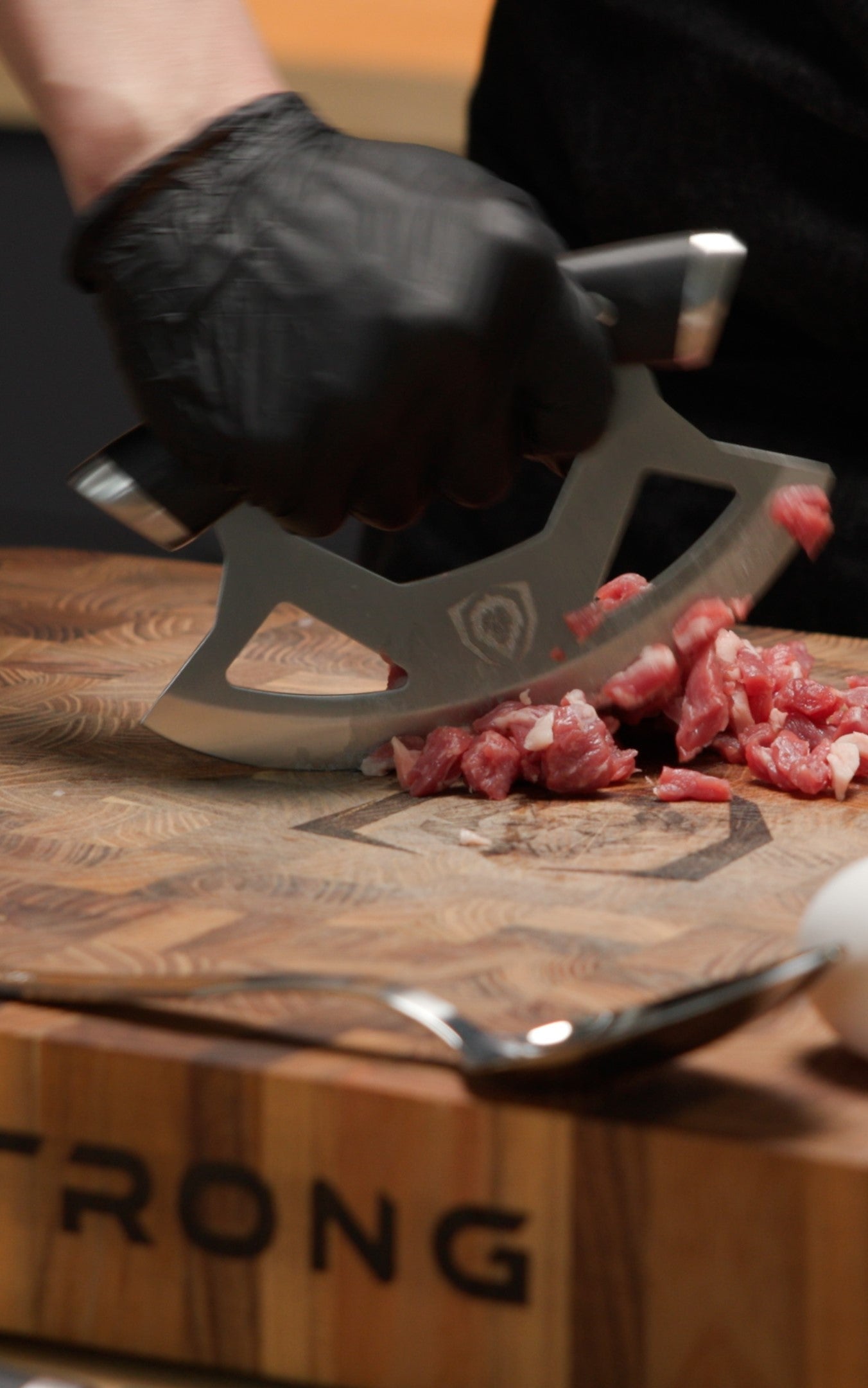 Ulu Rocking Knife 7" | Gladiator Series | NSF Certified | Dalstrong ©