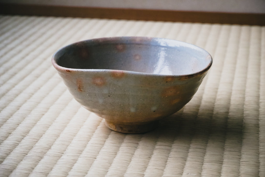 Hanshi Kase Amigasa-gata Chawan