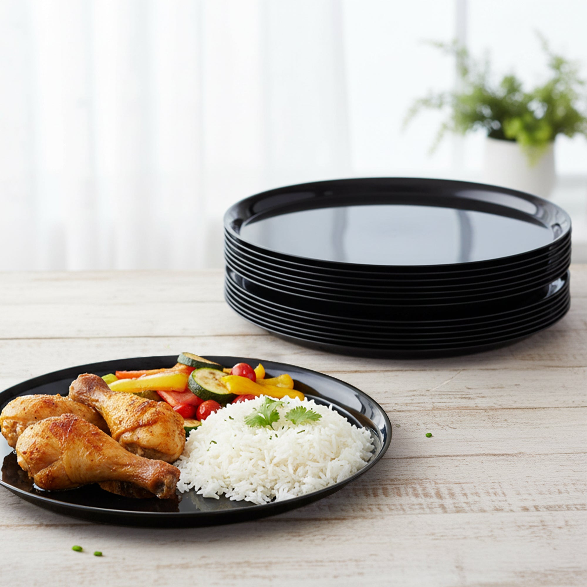 16" Black Round Plastic Trays