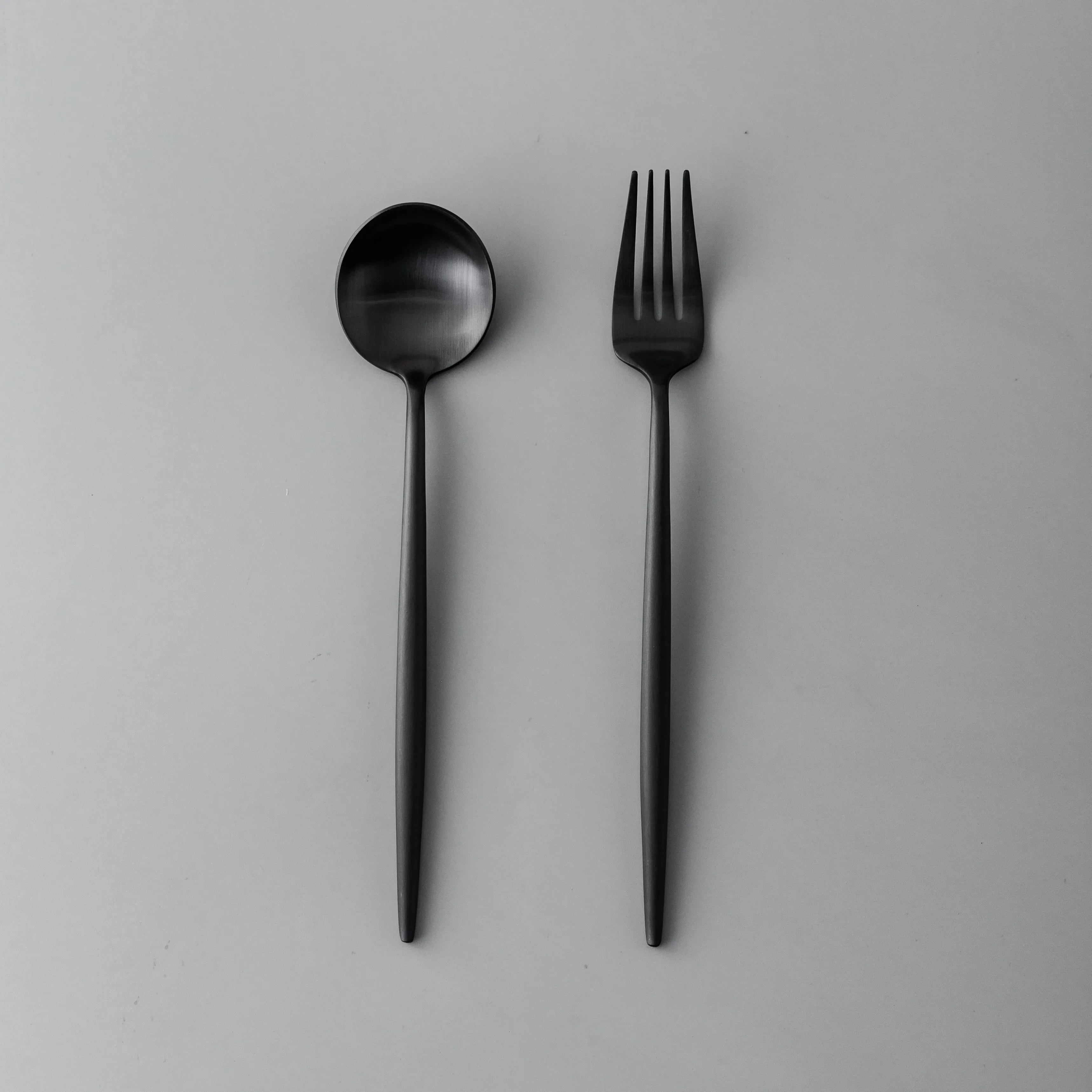 Gilded Serving Utensils & Salad Servers