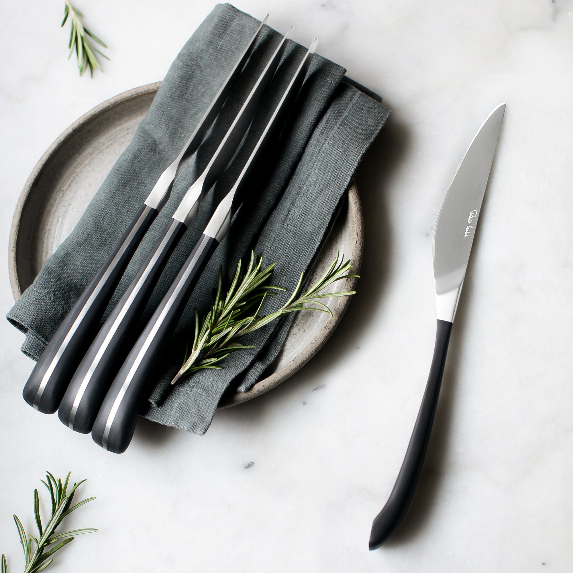 Contour Noir Satin Steak Knife, Set of 4 (Plain Edged)