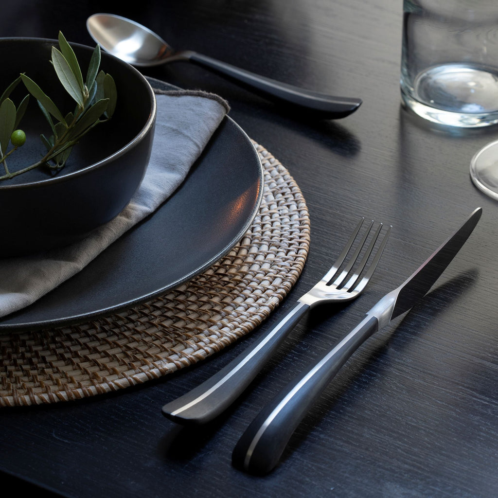 Contour Noir Satin Steak Knife (Plain Edged)