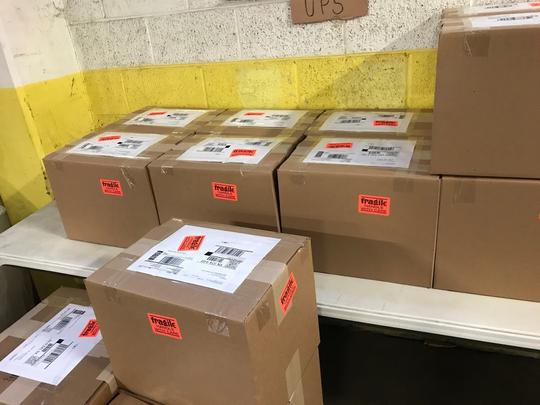 Case Of 15oz TWO TONE Mugs (Qty 36)