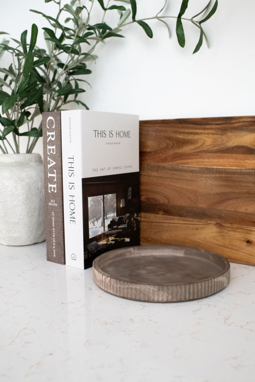 Fluted Round Tray