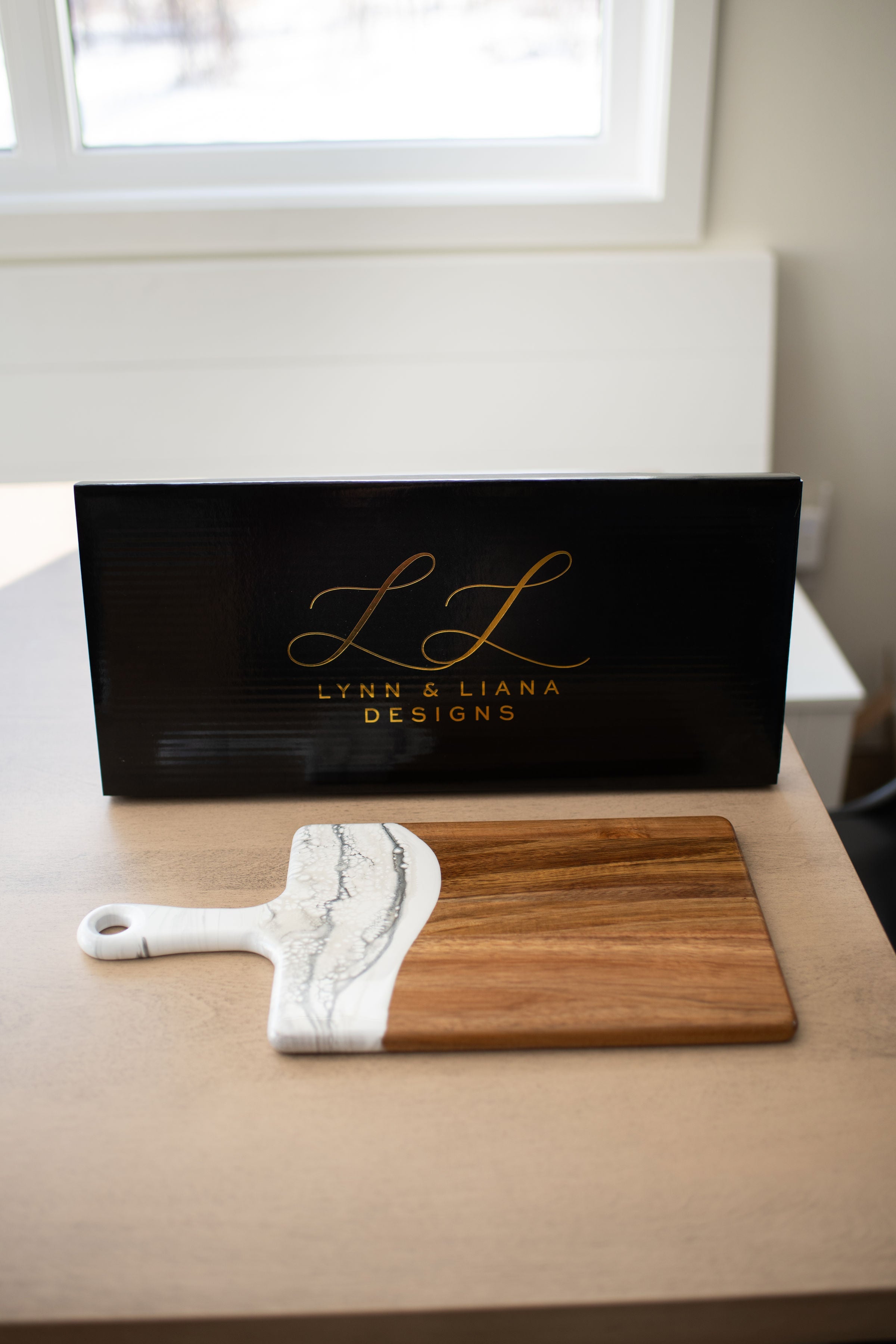 Medium Acacia Cheese Boards