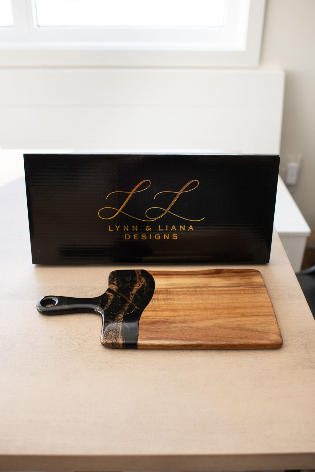 Medium Acacia Cheese Boards