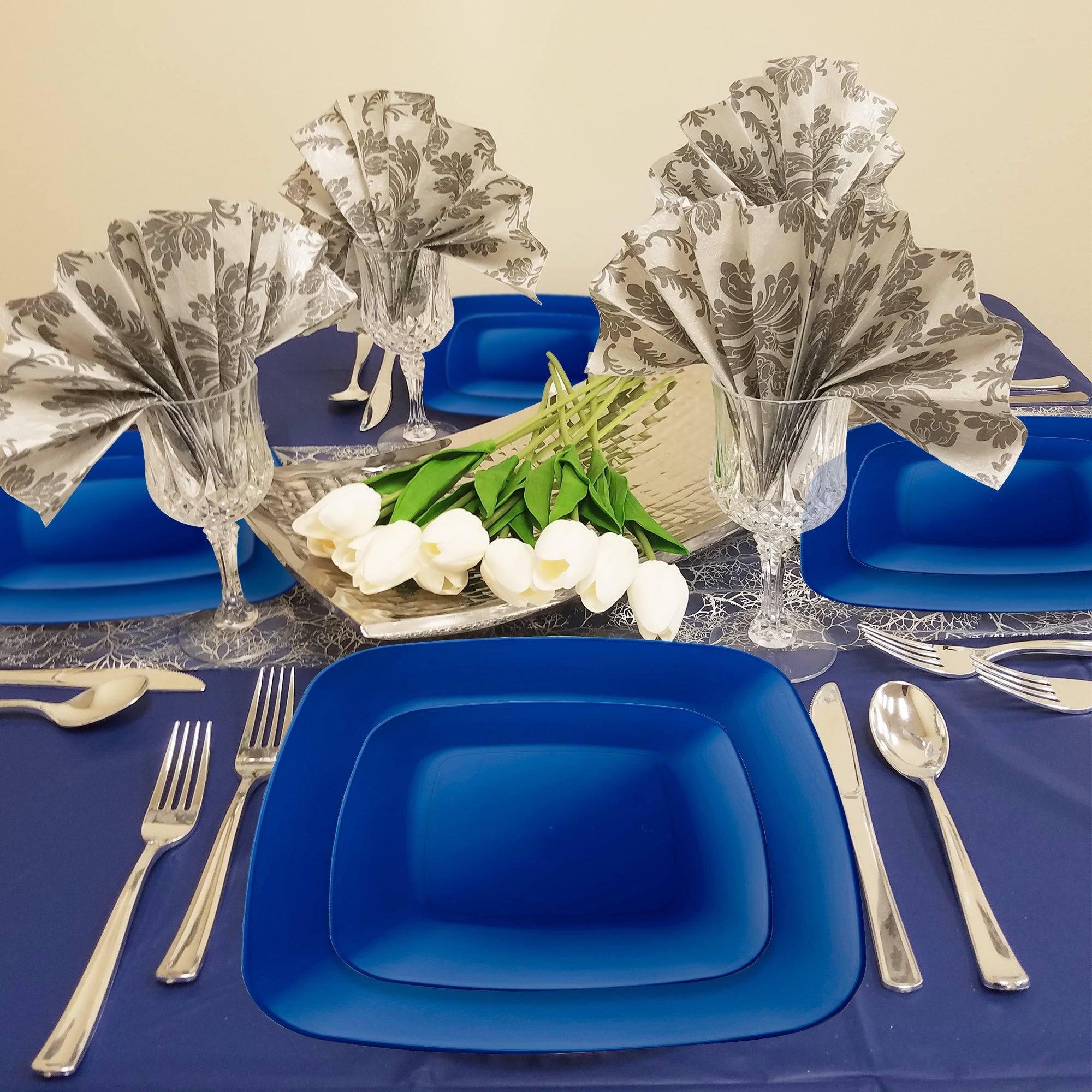 Blue Flat Rounded Square Disposable Plastic Appetizer/Salad Plates (7.25")