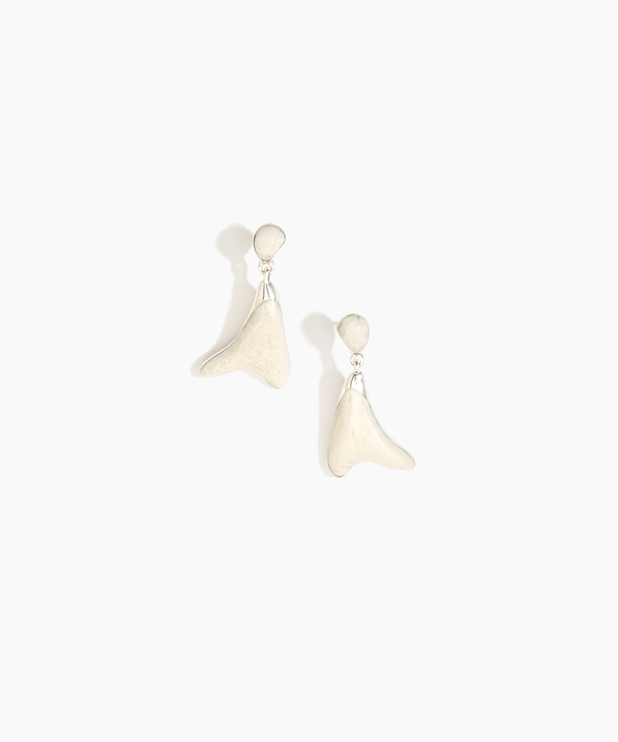 Medium Wishbone Earrings