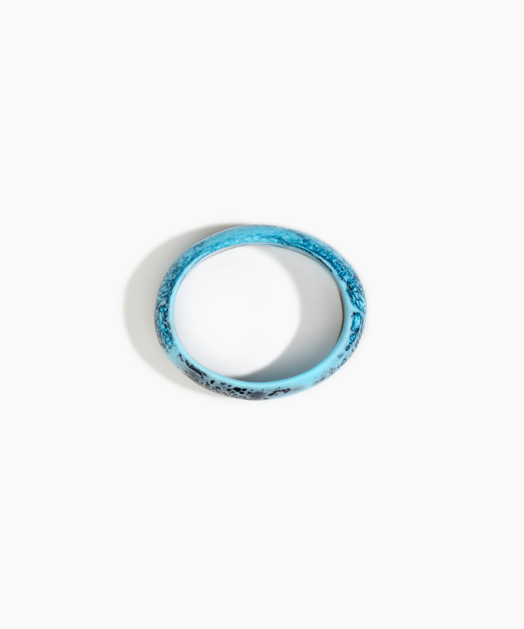 Medium Organic Oval Bangle