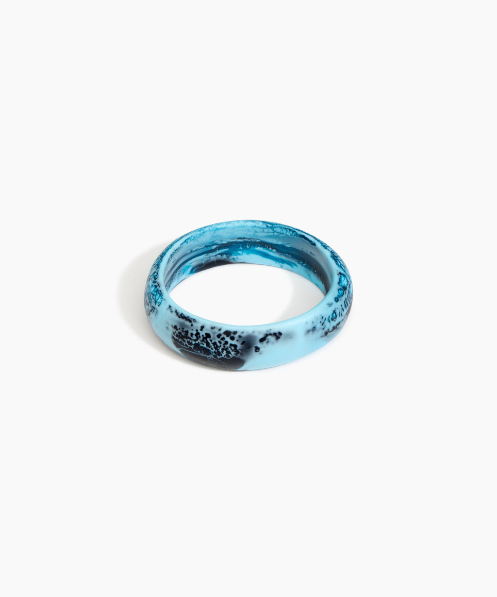 Medium Organic Oval Bangle