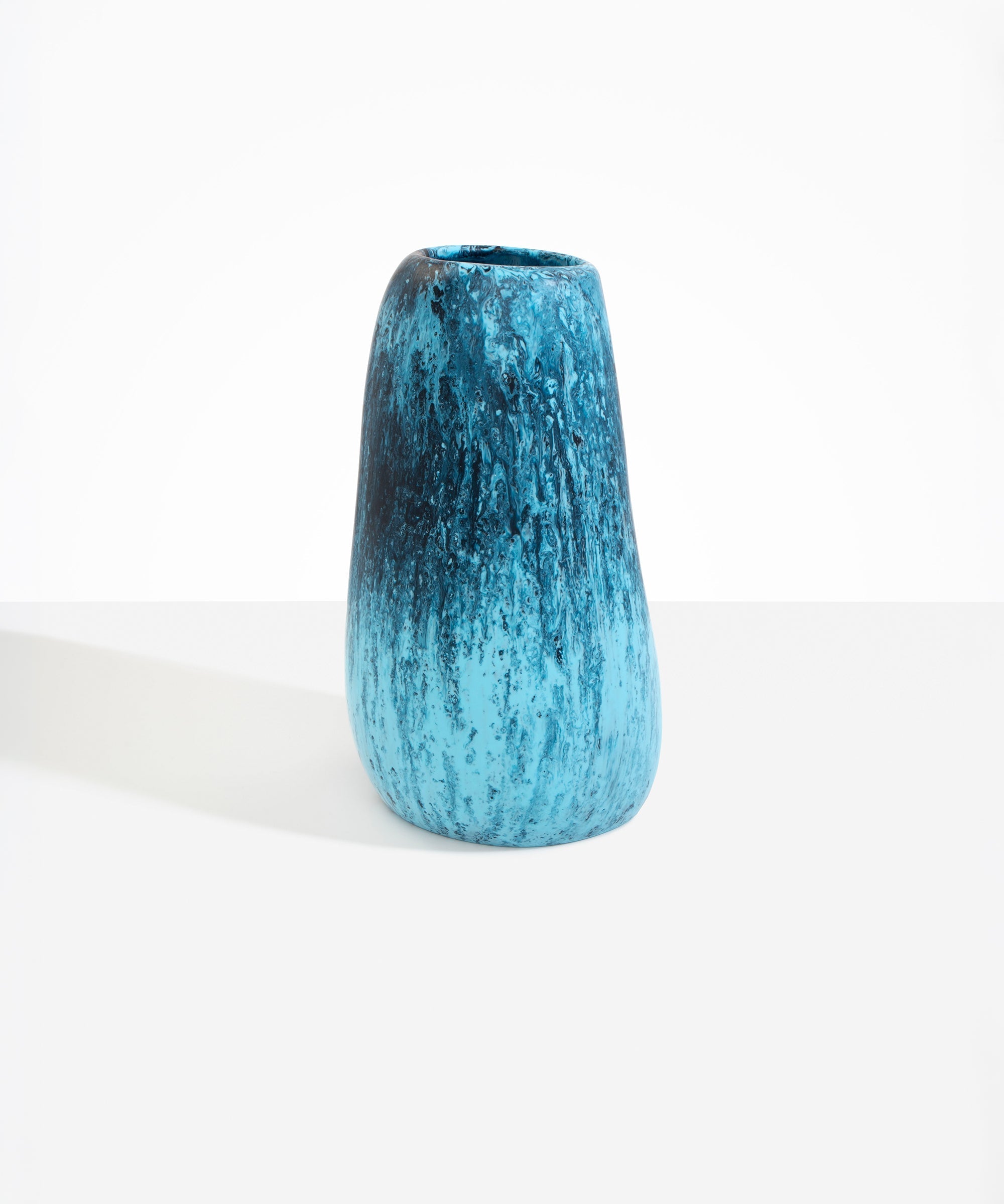 Grand Pebble Vase