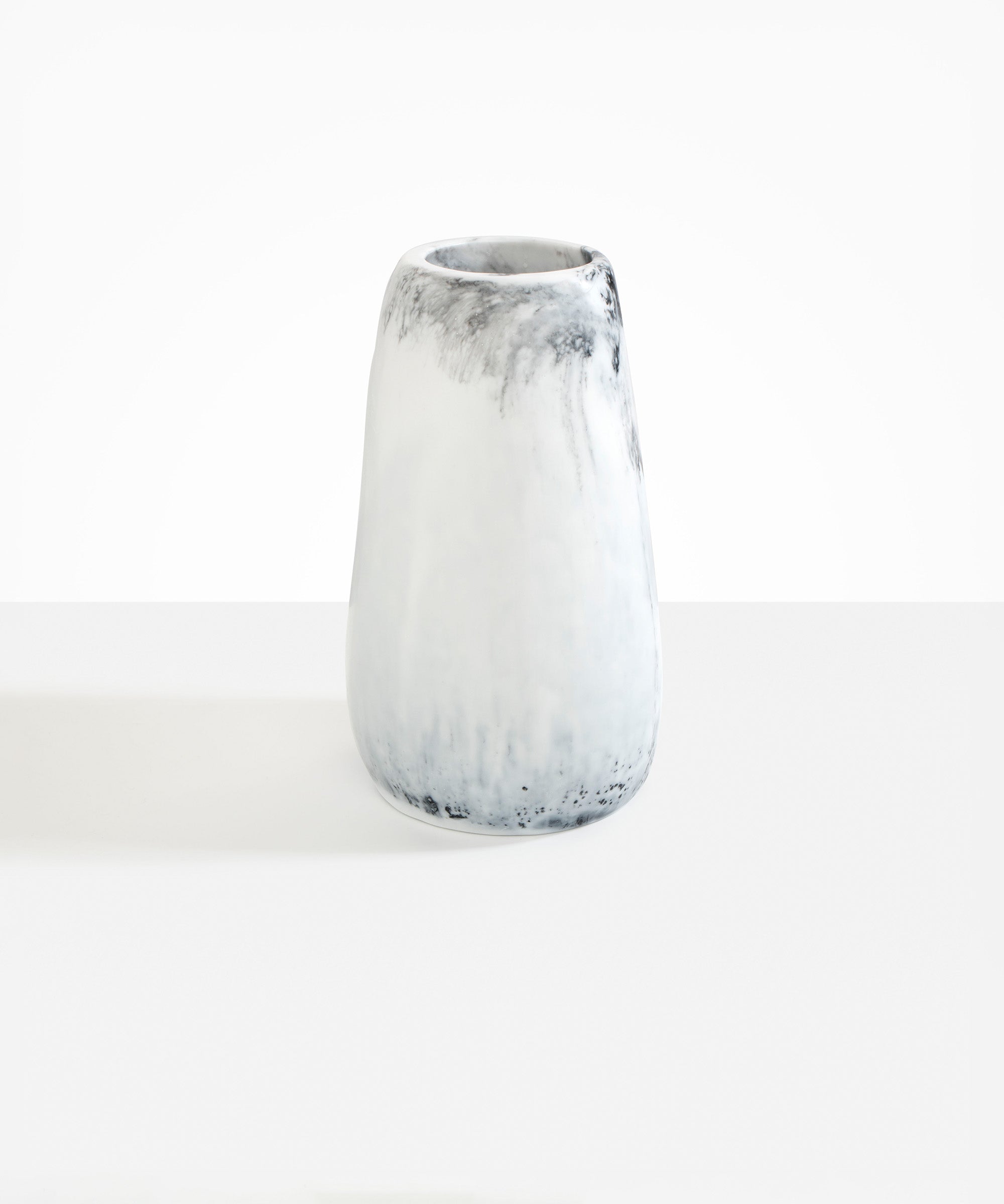 Grand Pebble Vase