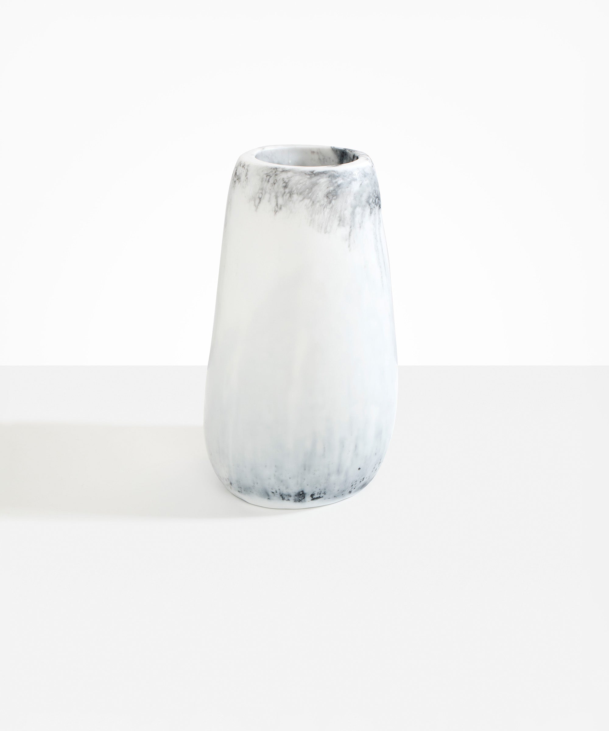 Grand Pebble Vase