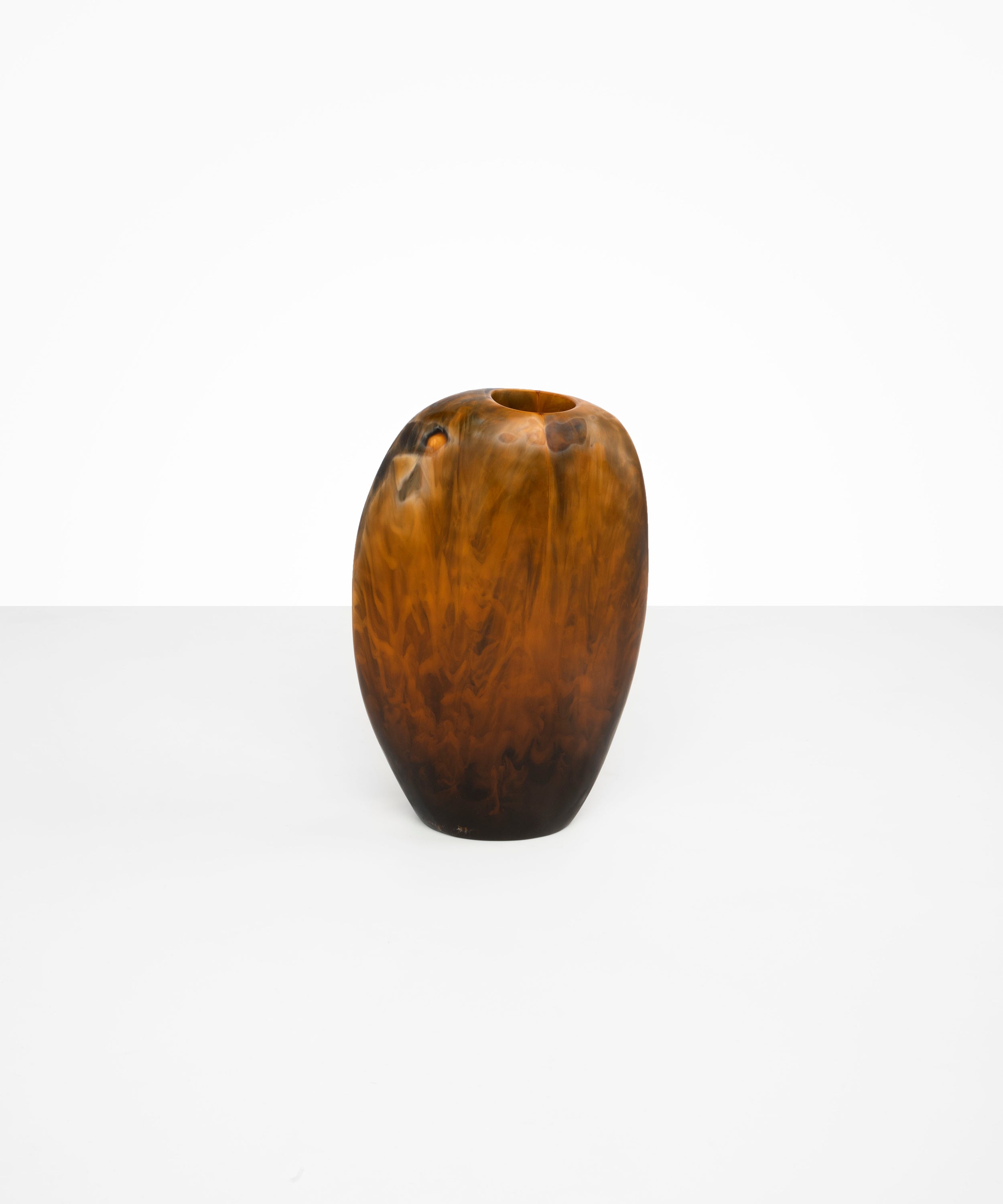 Bold Skipping Stone Vase