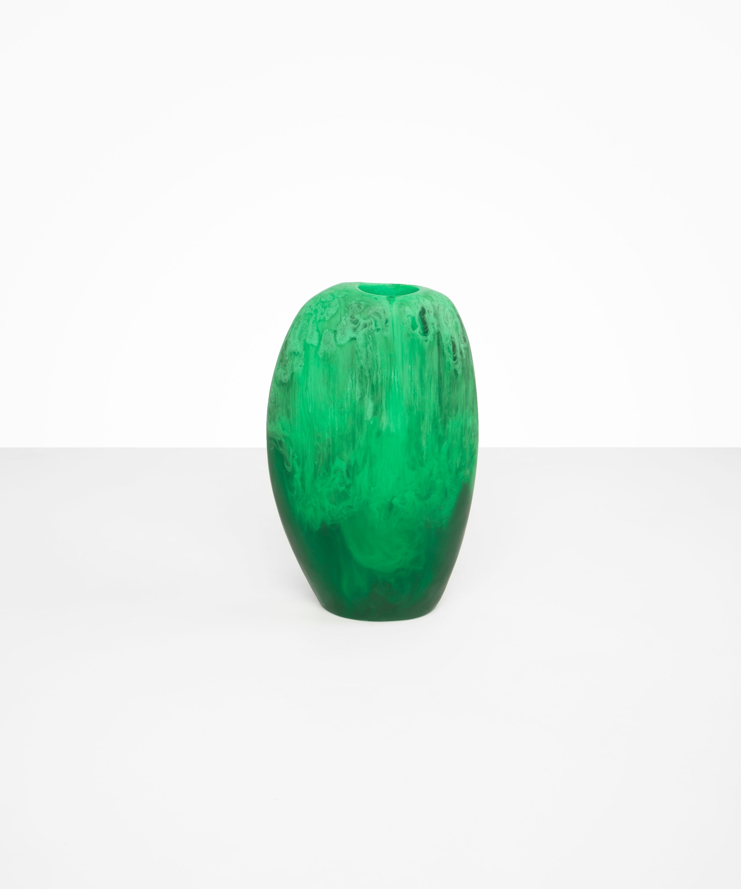 Bold Skipping Stone Vase