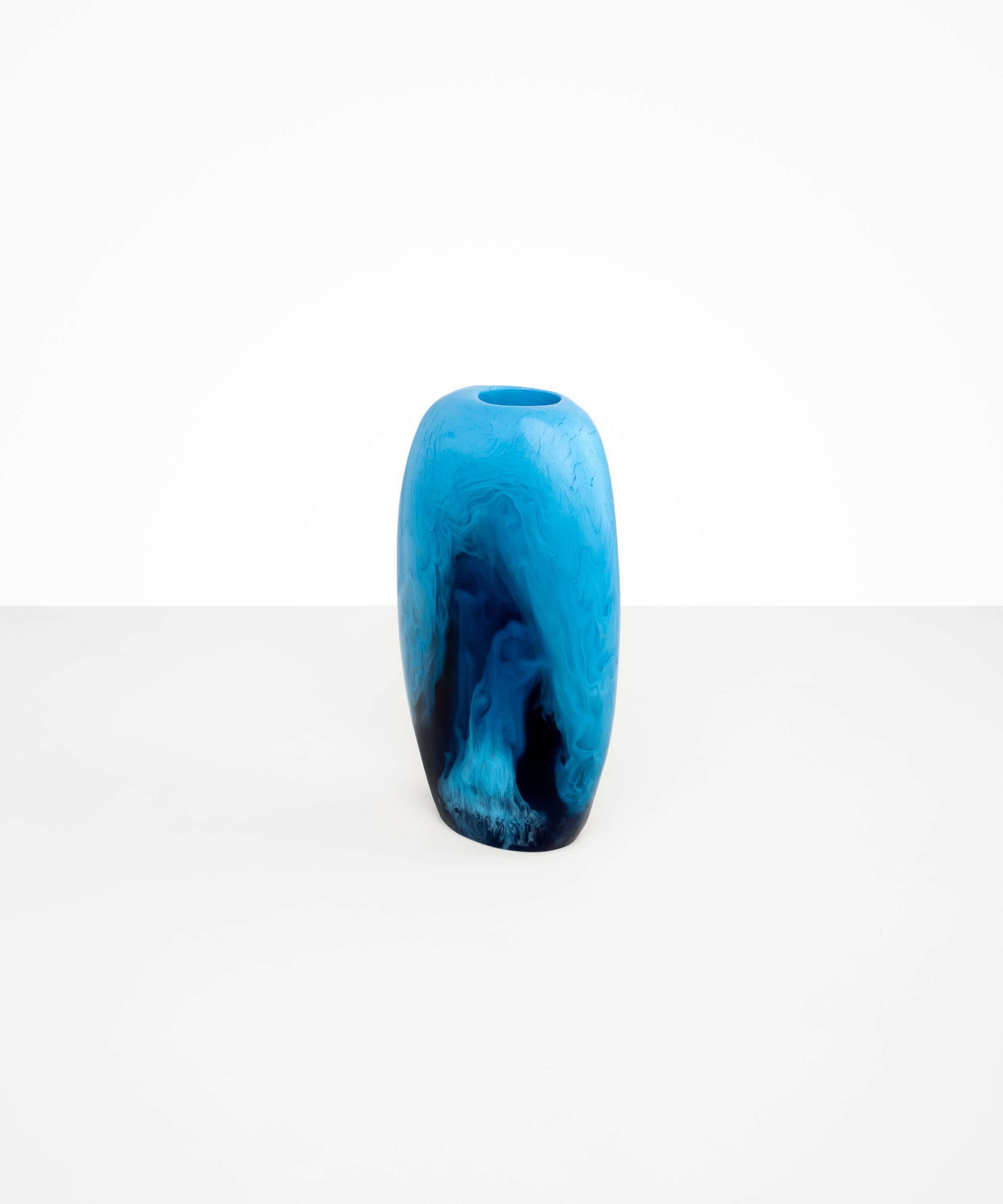 Bold Skipping Stone Vase