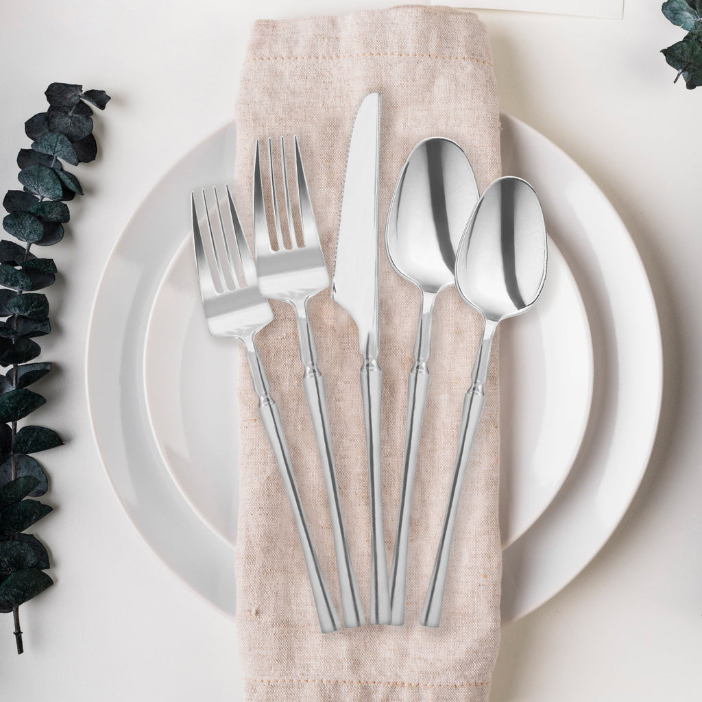 Shiny Silver Moderno Disposable Plastic Dinner Forks