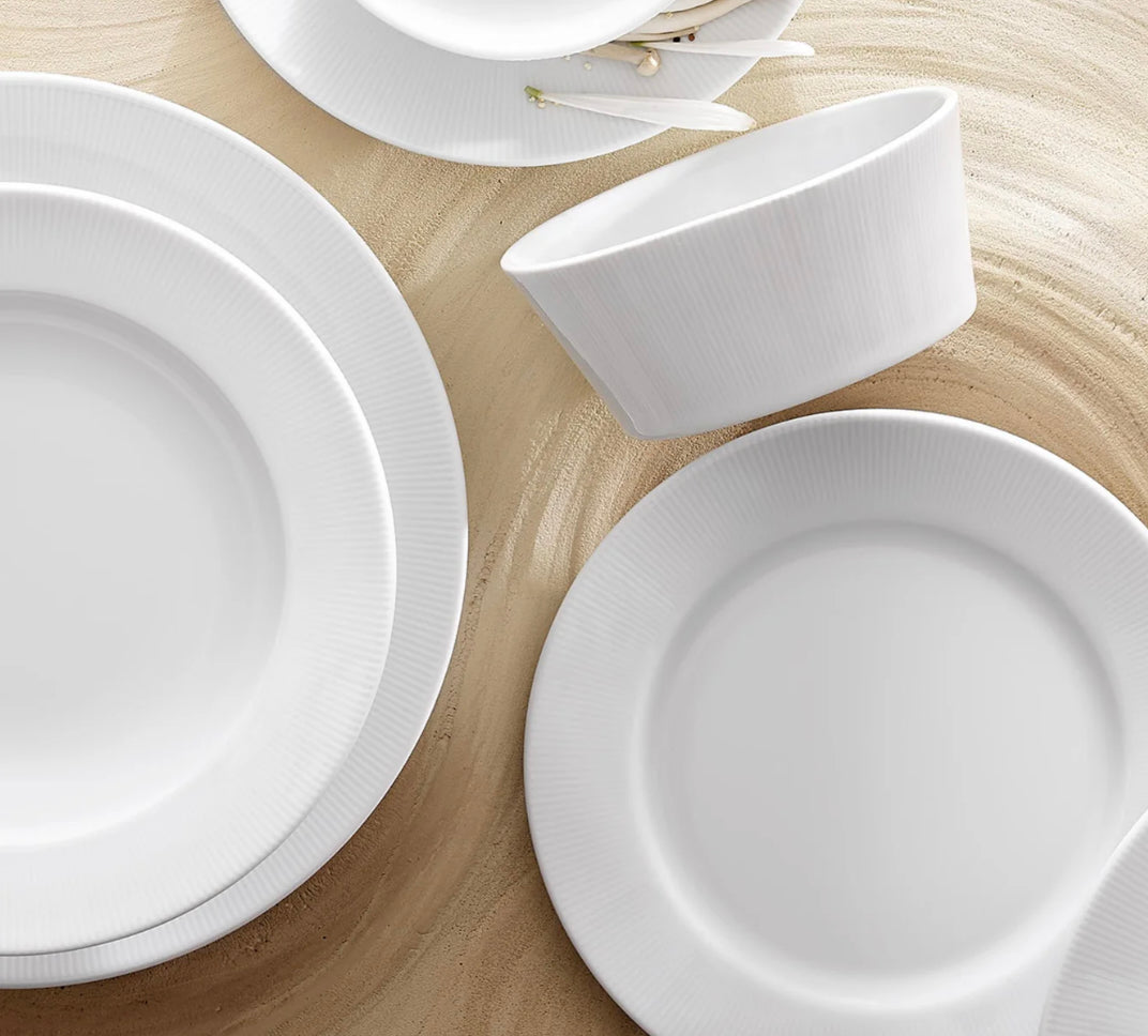 Pillivuyt Eventail Rimmed Dinnerware