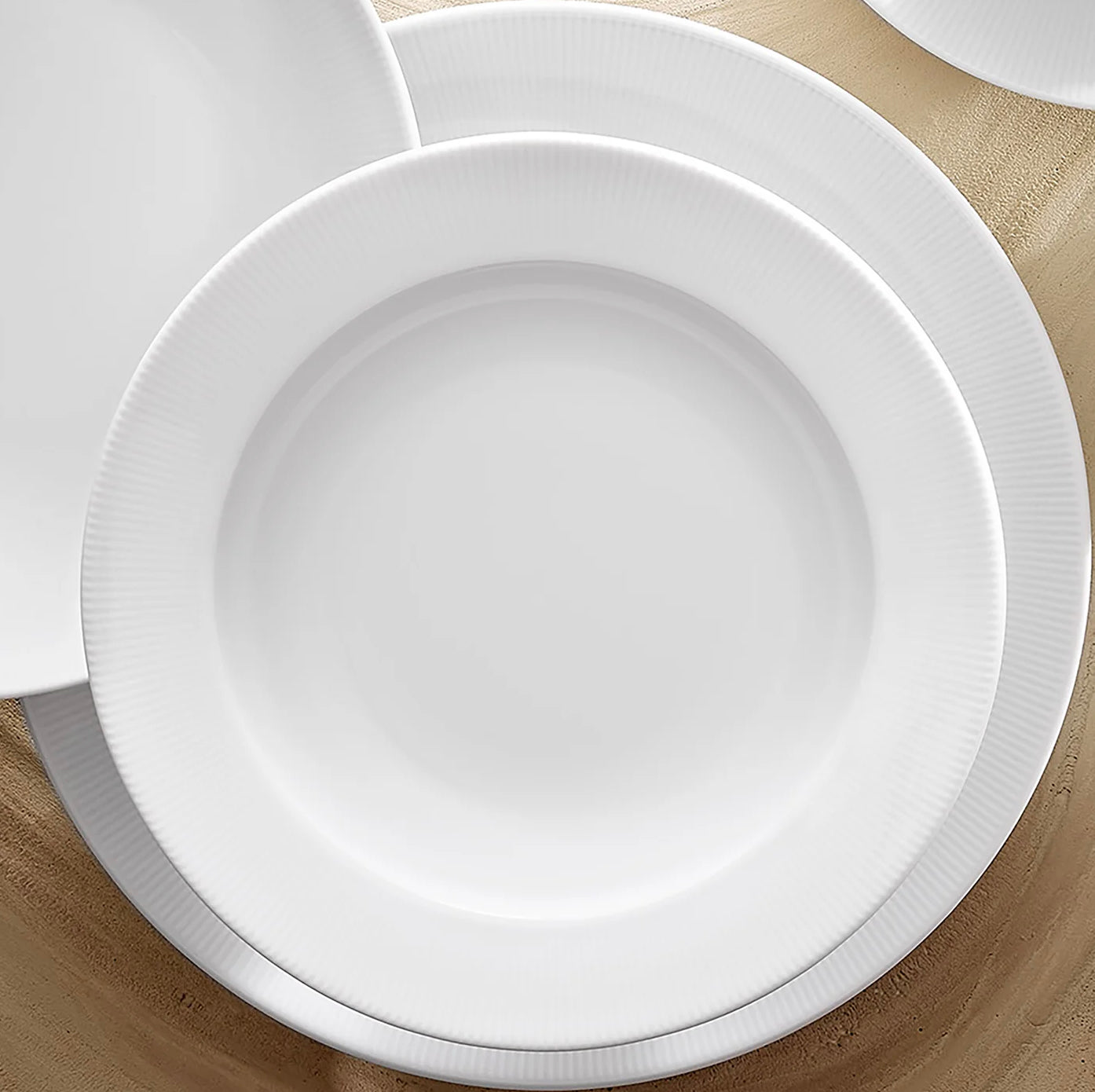 Pillivuyt Eventail Rimmed Dinnerware