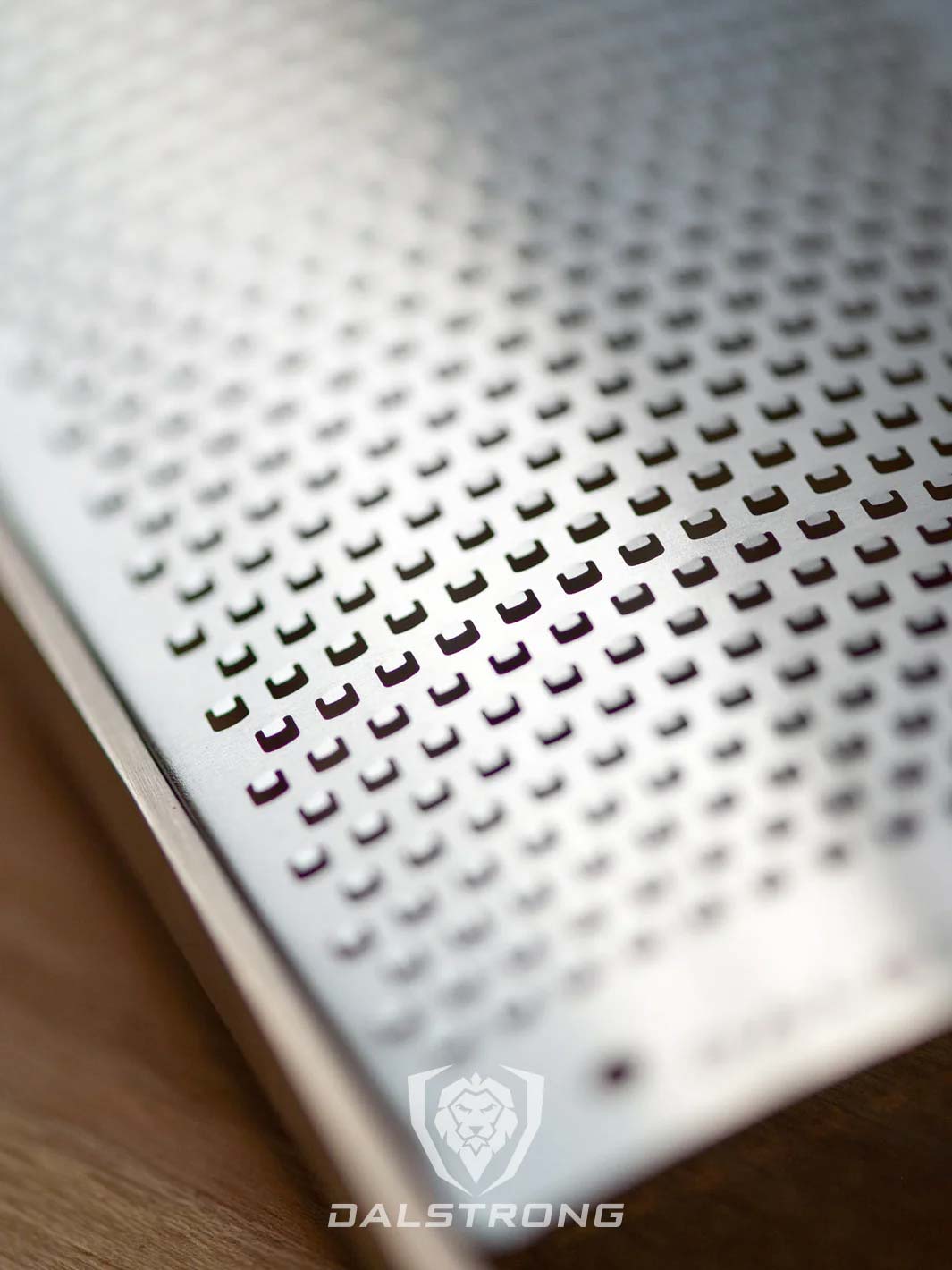 Professional Fine Wide Cheese Grater | Dalstrong ©